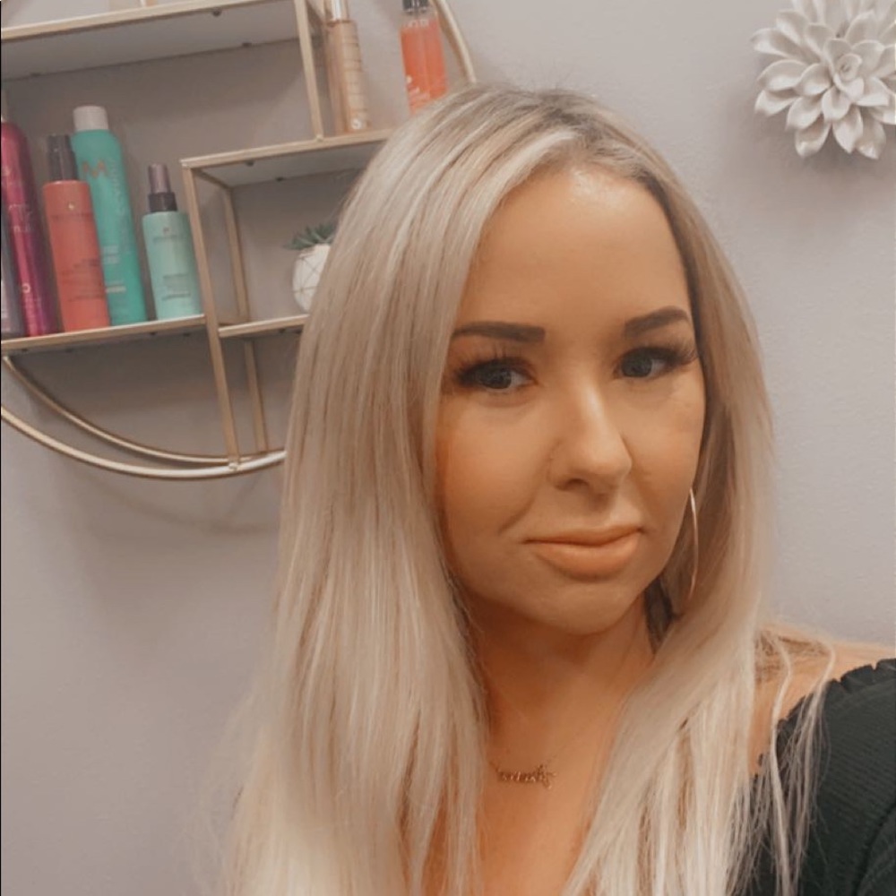 Meet your Posher, Megan
